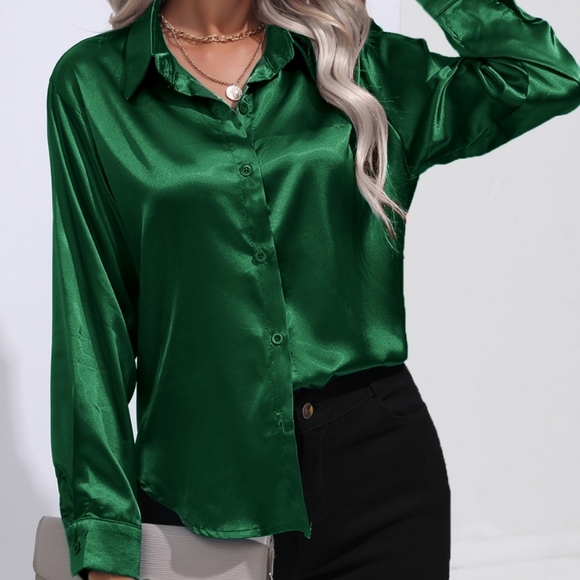 Green Collared Neck Buttoned Long Sleeve Shirt - Picture 2 of 12